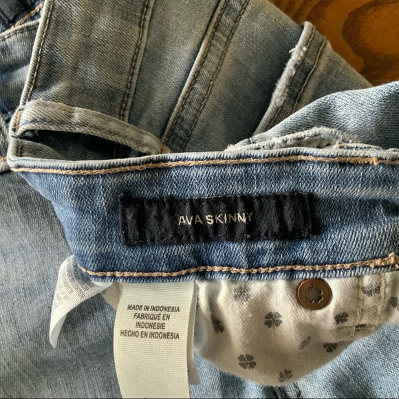 Lucky Brand Jeans - Picture 8 of 11
